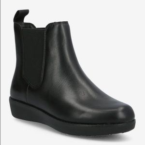 Fitflop Black Chelsea Booties- worn once. Soo comfortable!! Still like new!